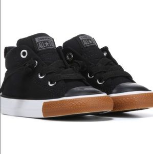 Chuck Taylor All Star Street Mid Sneaker Toddler